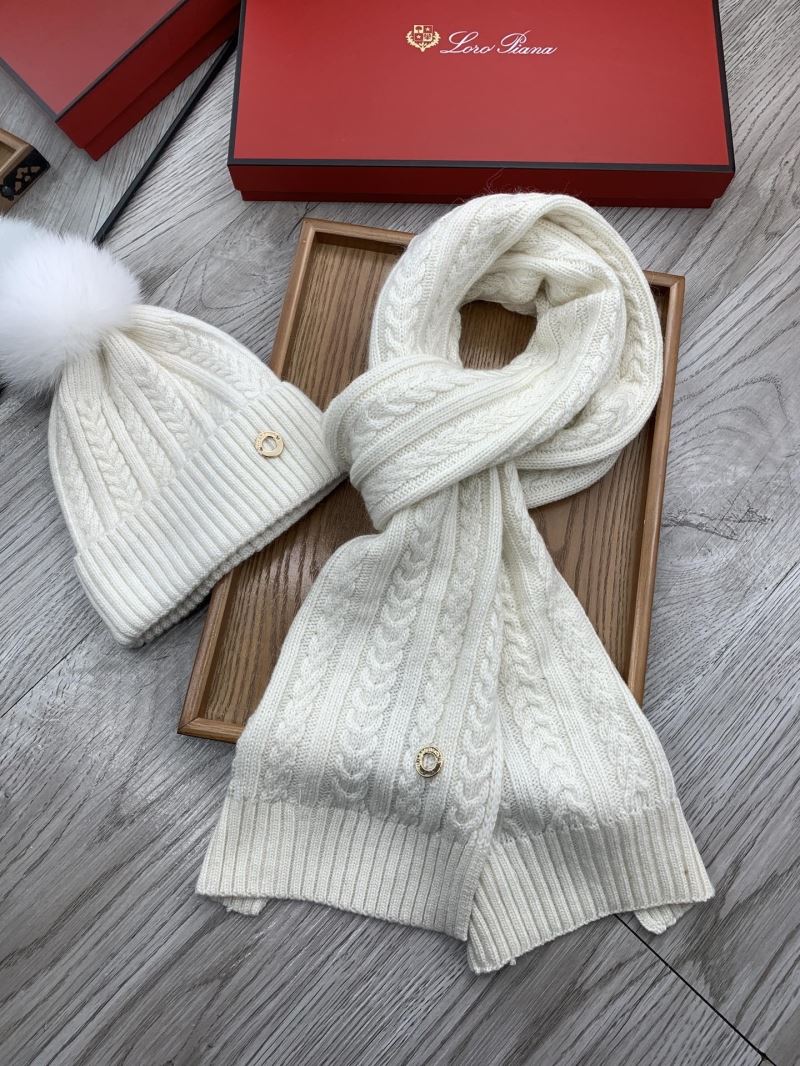 Love Piana Caps Scarfs